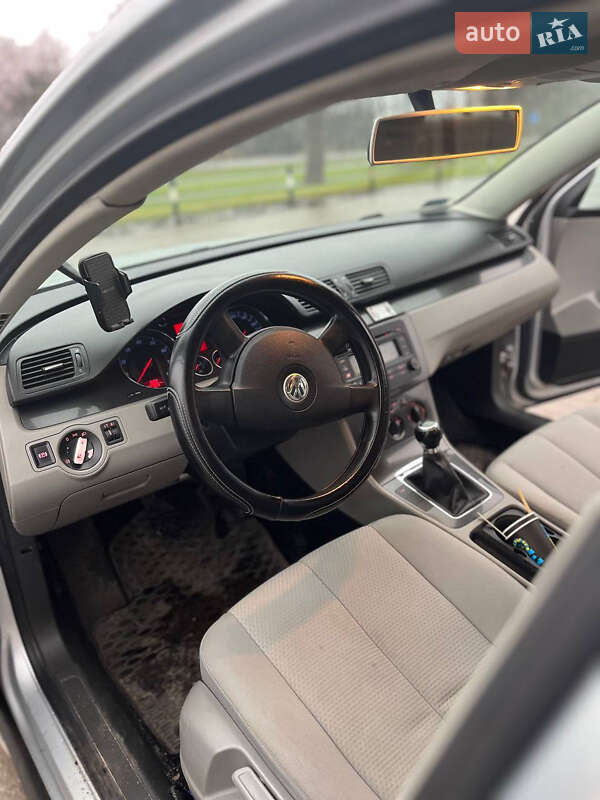 Седан Volkswagen Passat 2005 в Миргороде фото 8 Седан Volkswagen Passat 2005 в Миргороде