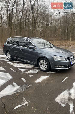 Універсал Volkswagen Passat 2011 в Бердичеві