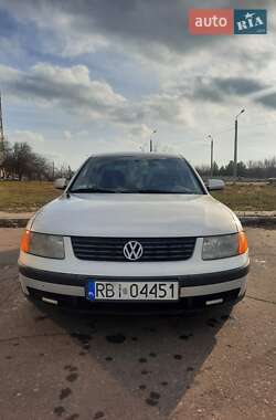 Седан Volkswagen Passat 1999 в Краматорську