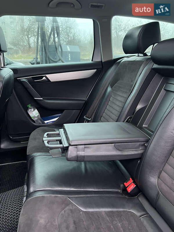 Універсал Volkswagen Passat 2011 в Львові
