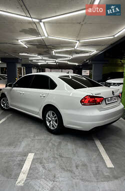 Седан Volkswagen Passat 2014 в Одессе