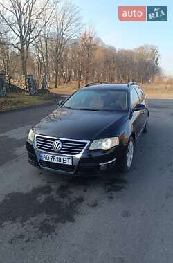 Універсал Volkswagen Passat 2005 в Голобах