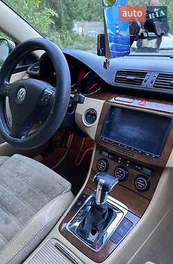 Универсал Volkswagen Passat 2006 в 