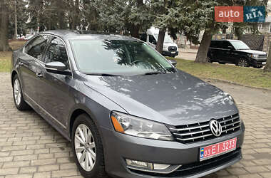 Седан Volkswagen Passat 2013 в Дубні