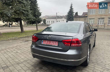 Седан Volkswagen Passat 2013 в Дубні