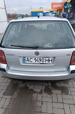 Універсал Volkswagen Passat 2001 в Володимирі