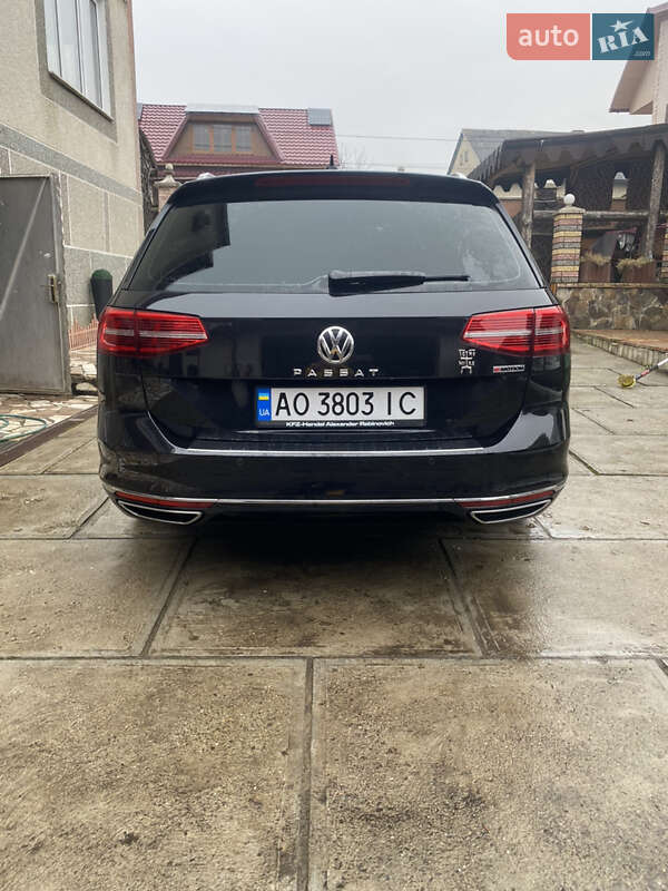 Универсал Volkswagen Passat 2016 в Хусте