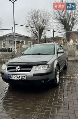 Седан Volkswagen Passat 2002 в Кропивницькому