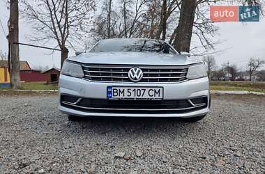 Седан Volkswagen Passat 2015 в Липовій Долині