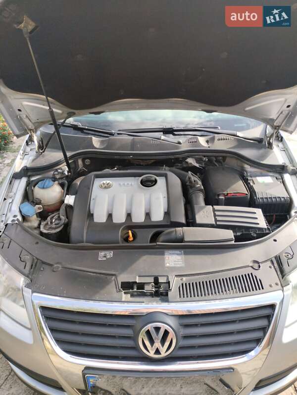 Універсал Volkswagen Passat 2008 в Вознесенську