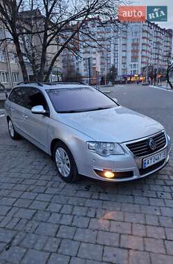 Універсал Volkswagen Passat 2009 в Івано-Франківську