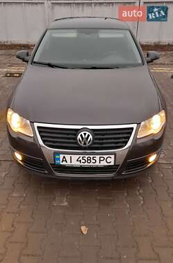 Седан Volkswagen Passat 2010 в Ірпені