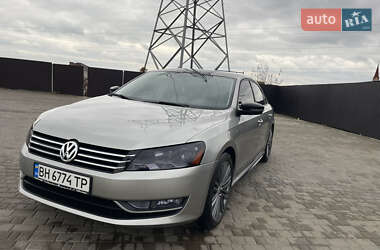 Седан Volkswagen Passat 2014 в Одесі