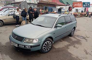 Универсал Volkswagen Passat 1998 в Бершади