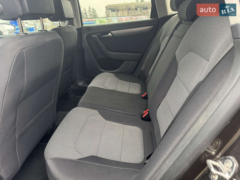 Универсал Volkswagen Passat 2012 в Березному фото 22 Универсал Volkswagen Passat 2012 в Березному