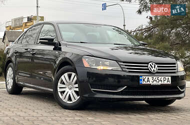 Седан Volkswagen Passat 2013 в Киеве