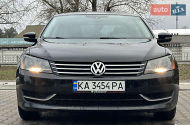 Седан Volkswagen Passat 2013 в Киеве