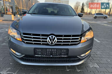 Седан Volkswagen Passat 2014 в Вінниці