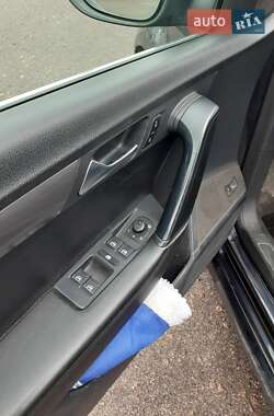 Универсал Volkswagen Passat 2011 в 