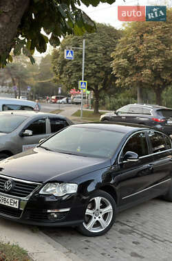 Седан Volkswagen Passat 2006 в Чернівцях