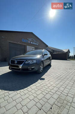 Универсал Volkswagen Passat 2008 в 