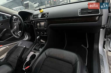 Седан Volkswagen Passat 2014 в 