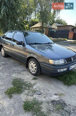 Седан Volkswagen Passat 1996 в Сумах