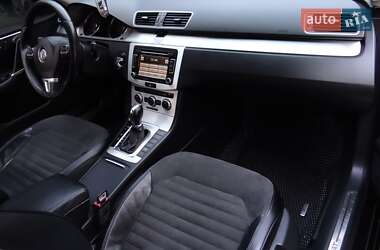 Седан Volkswagen Passat 2012 в Черкасах