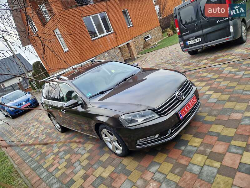 Универсал Volkswagen Passat 2011 в Владимирце