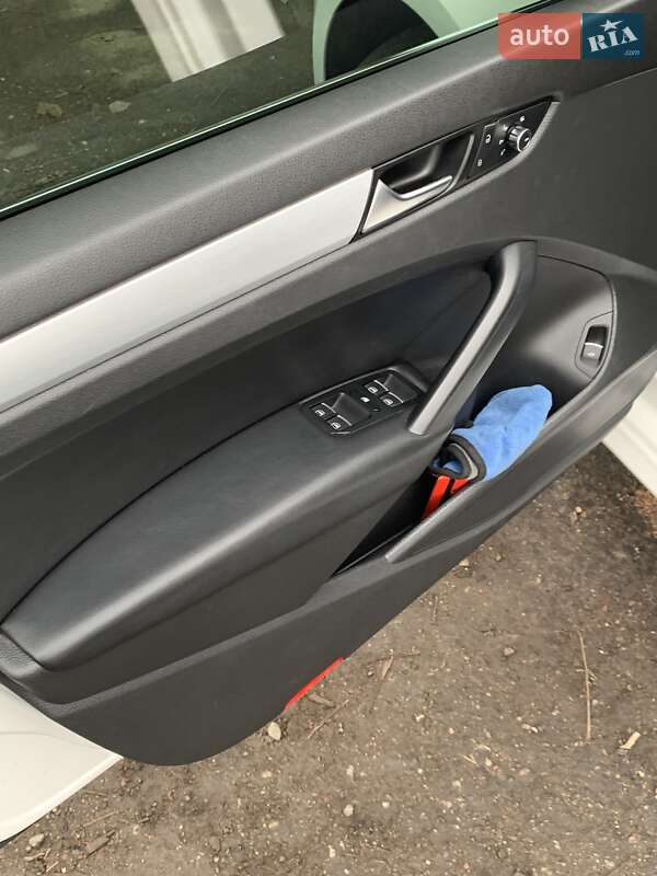 Седан Volkswagen Passat 2012 в Запорожье