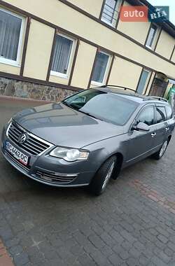 Універсал Volkswagen Passat 2006 в Сколе