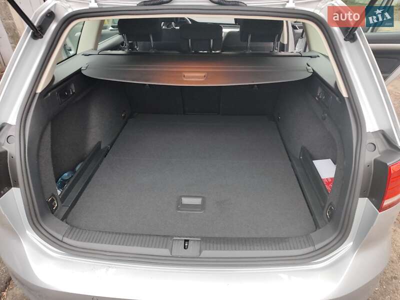 Универсал Volkswagen Passat 2018 в Каменском