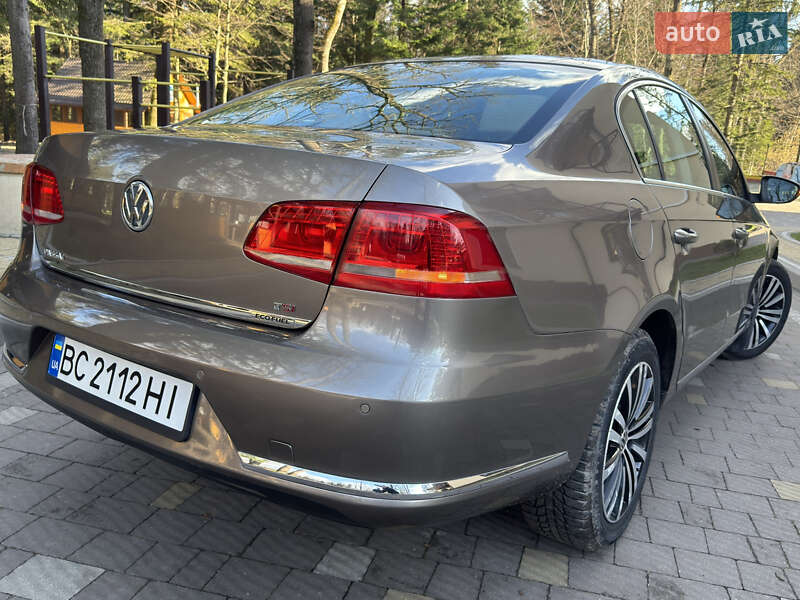 Седан Volkswagen Passat 2011 в Дрогобыче
