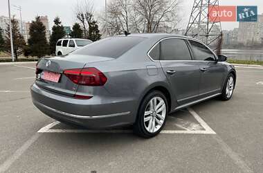 Седан Volkswagen Passat 2016 в Києві