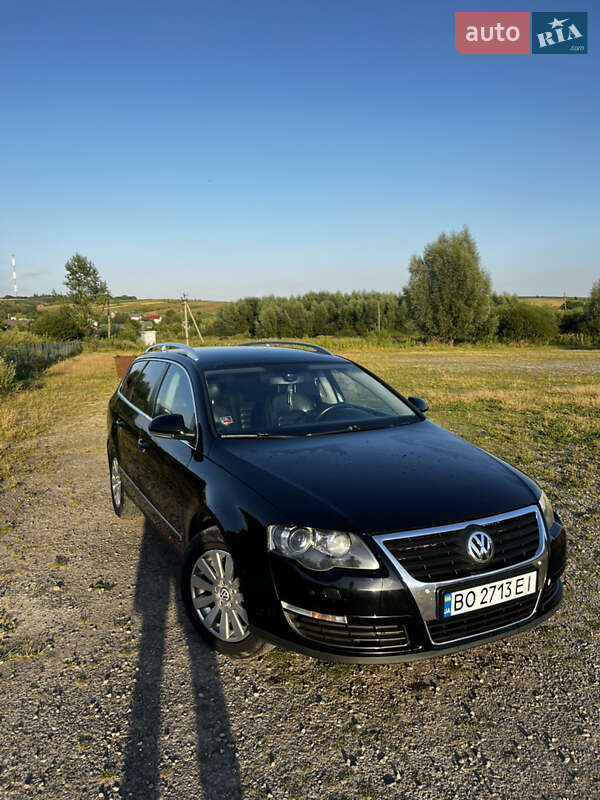 Универсал Volkswagen Passat 2010 в 