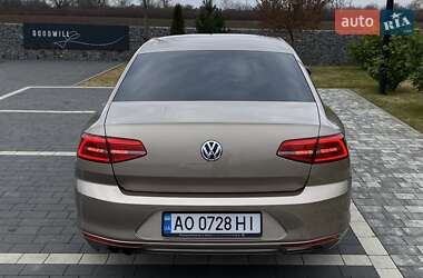 Седан Volkswagen Passat 2016 в Мукачево