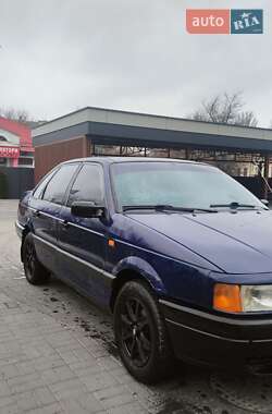 Седан Volkswagen Passat 1992 в Черкассах