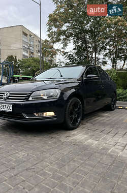Седан Volkswagen Passat 2011 в 