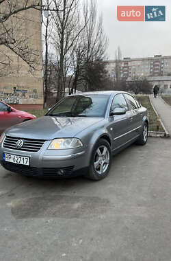 Седан Volkswagen Passat 2003 в Краматорске