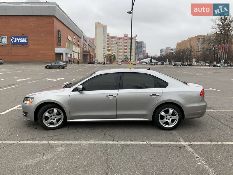 Седан Volkswagen Passat 2012 в Броварах