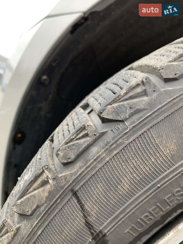 Седан Volkswagen Passat 2012 в Броварах
