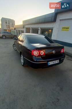 Седан Volkswagen Passat 2005 в Ужгороді