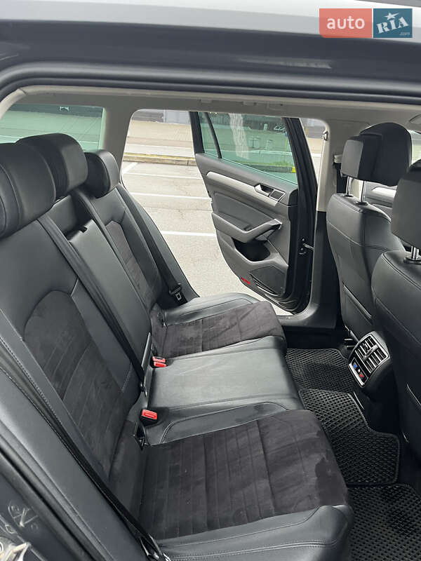 Універсал Volkswagen Passat 2016 в Києві