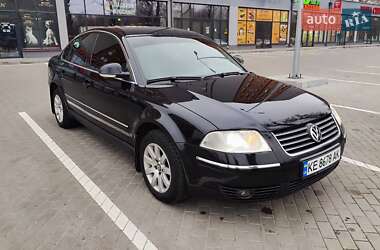 Седан Volkswagen Passat 2005 в Днепре