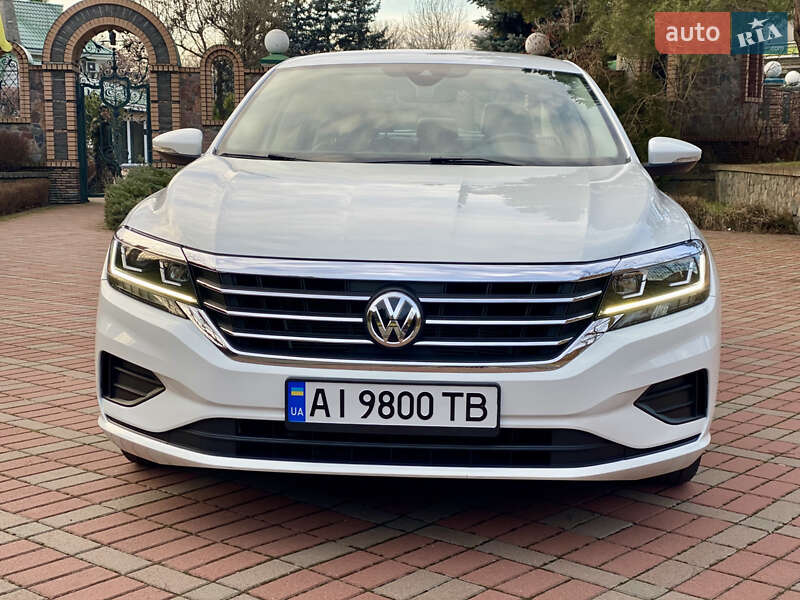 Седан Volkswagen Passat 2020 в Києві