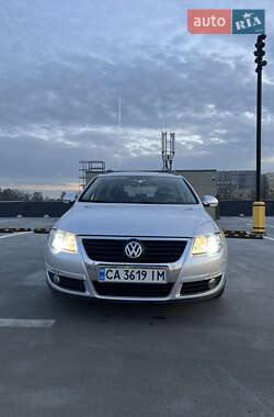 Универсал Volkswagen Passat 2007 в Киеве