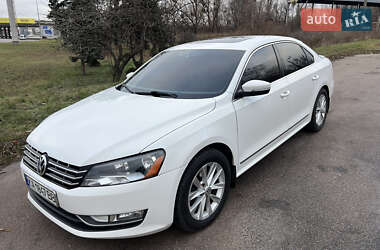 Седан Volkswagen Passat 2014 в Києві