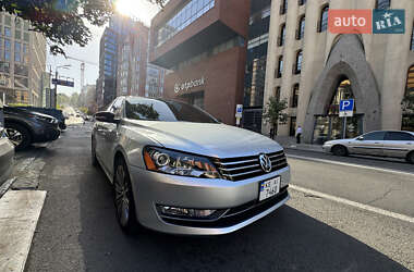 Седан Volkswagen Passat 2015 в 