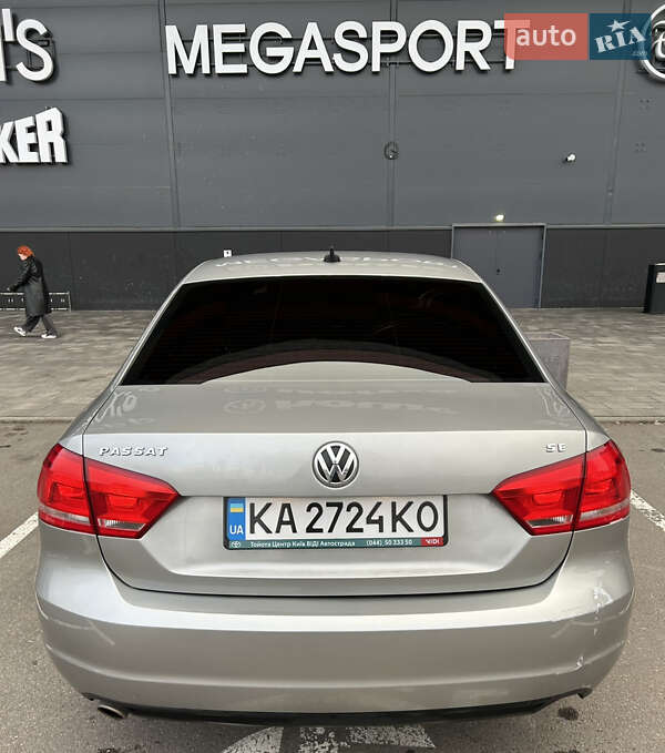 Седан Volkswagen Passat 2013 в Києві