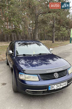 Седан Volkswagen Passat 1999 в 